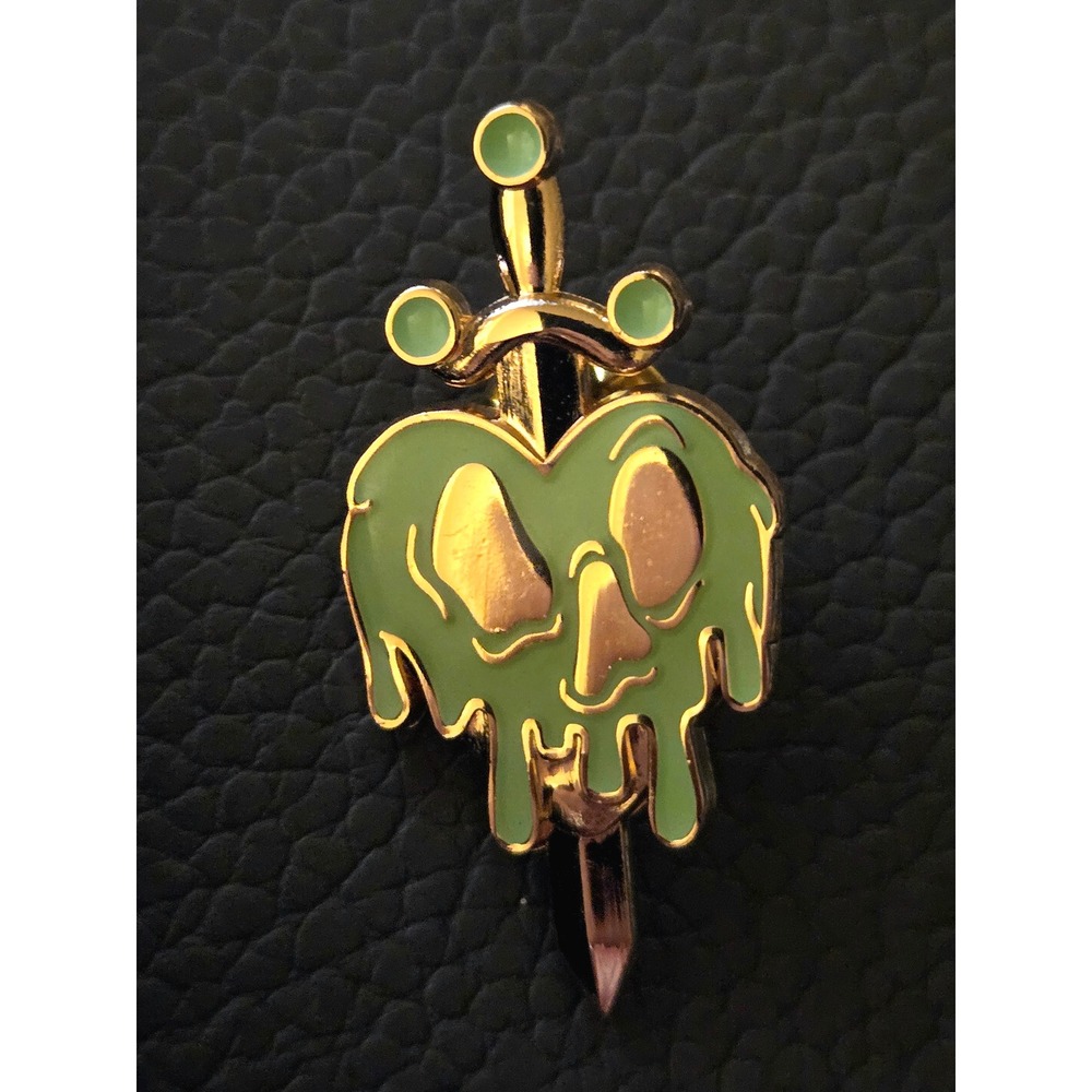 Disney 1.5 Inch Pin,‎ Sword with a Scary Face